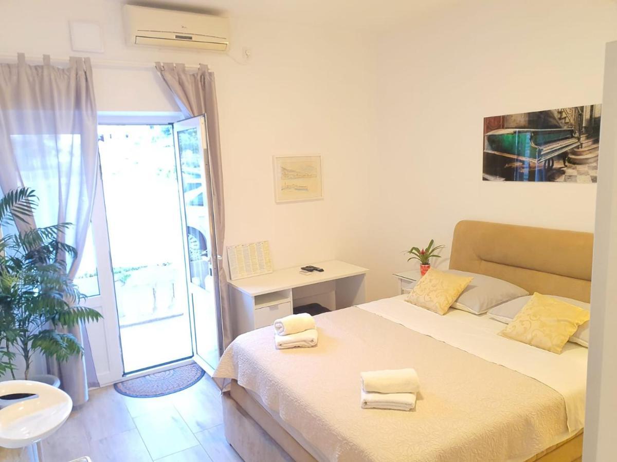 Apartments Anica & Gabriela Makarska Luaran gambar